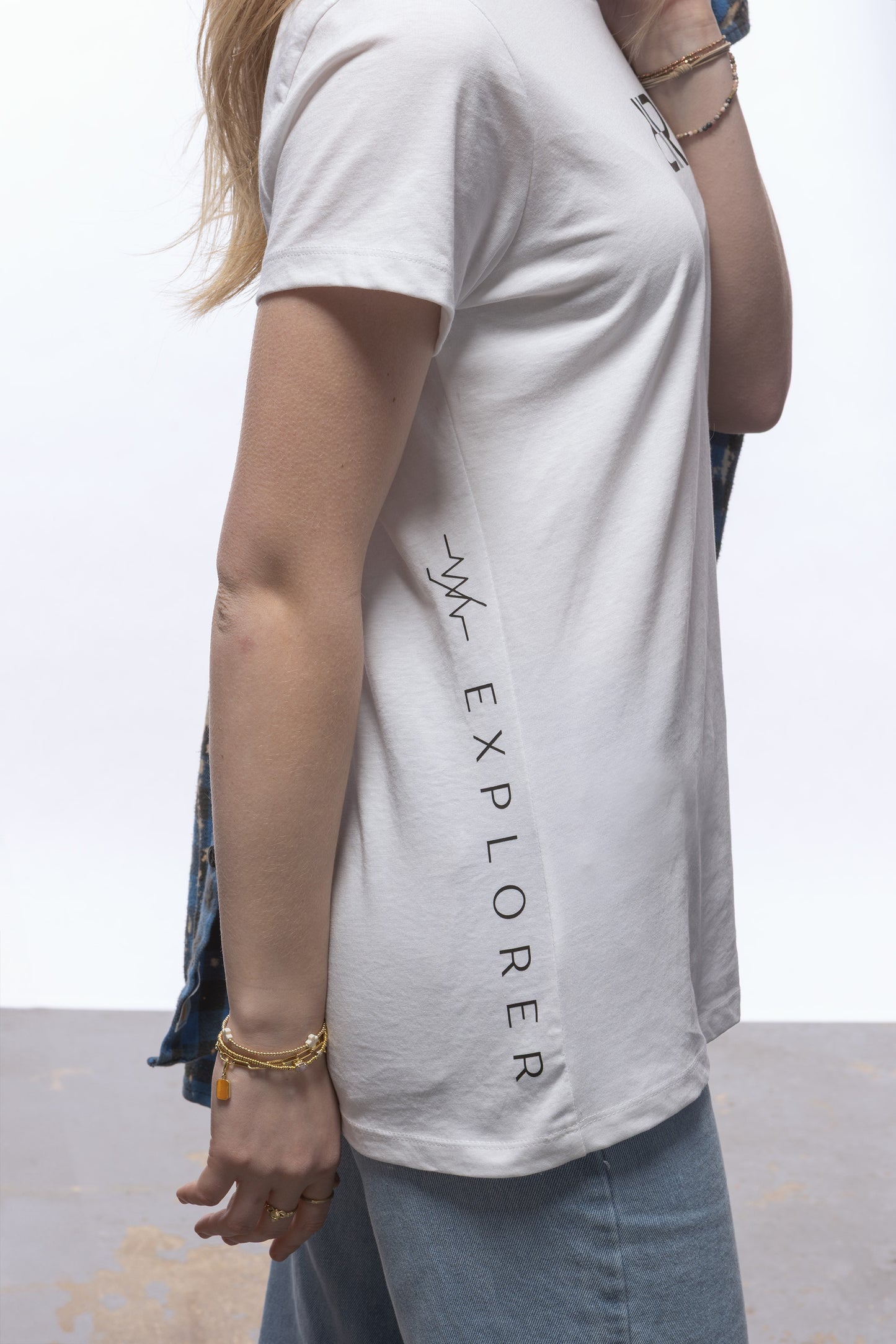 EXPLORER RESISTOR WOMENS TEE