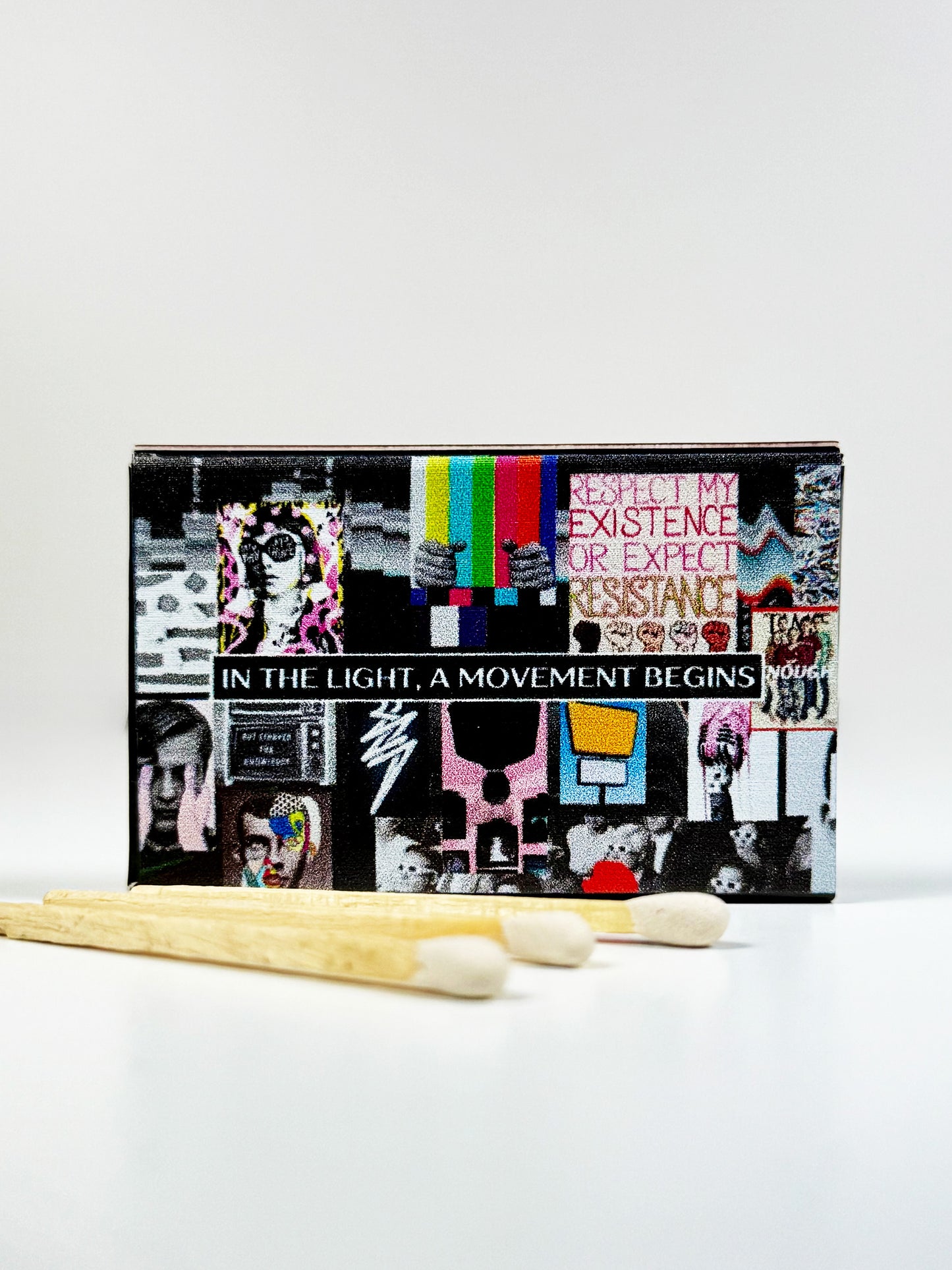 URBAN EMBERWOOD RESISTANCE CANDLE & MATCHBOOK