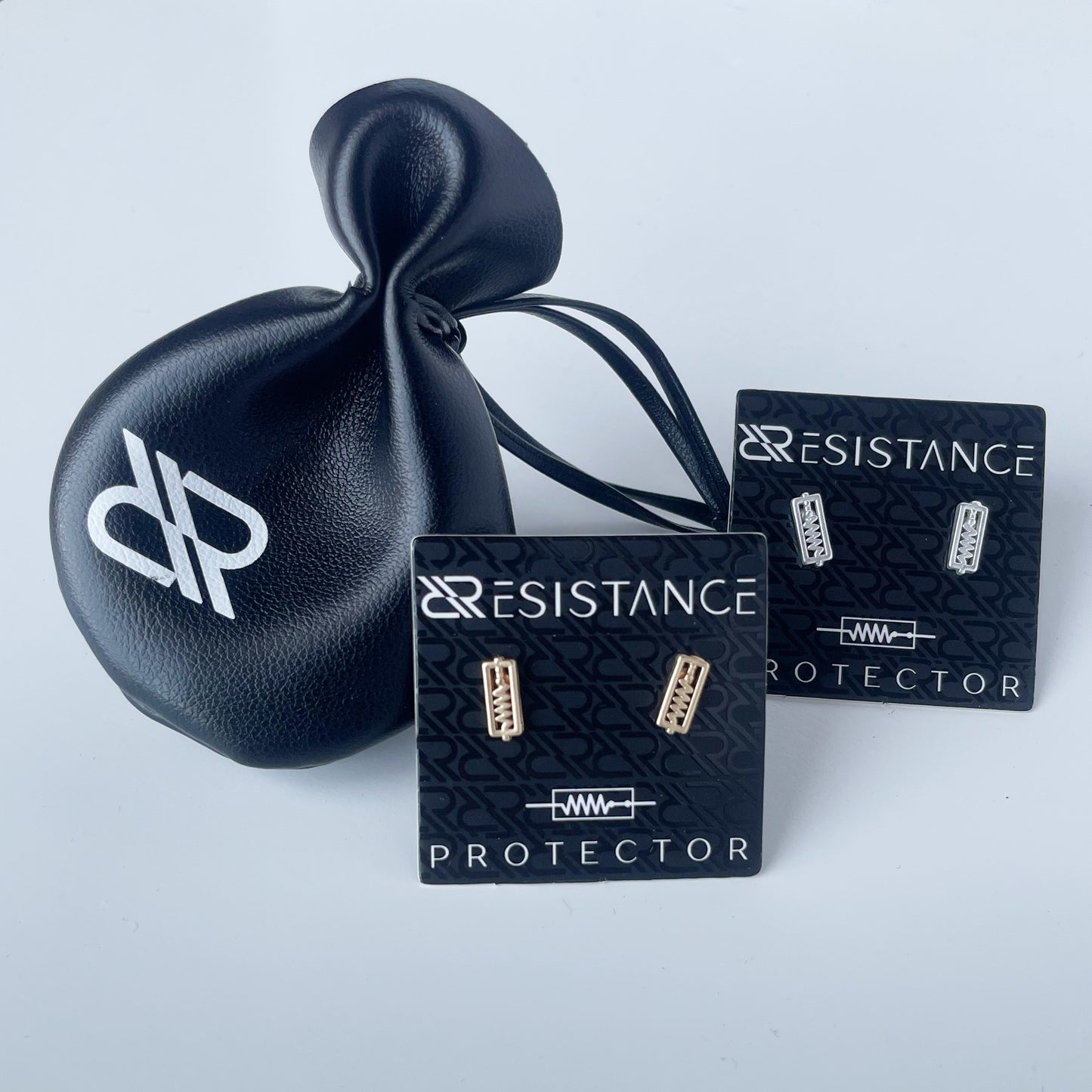 PROTECTOR RESISTANCE EARRINGS