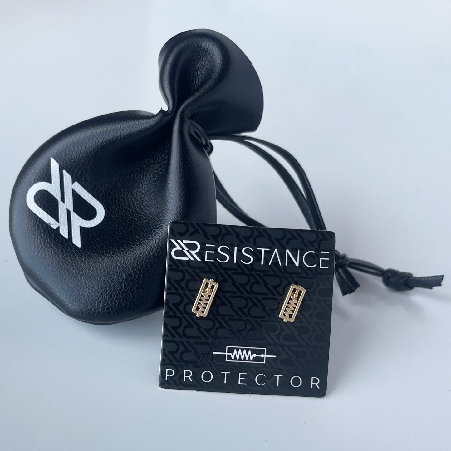 PROTECTOR RESISTANCE EARRINGS
