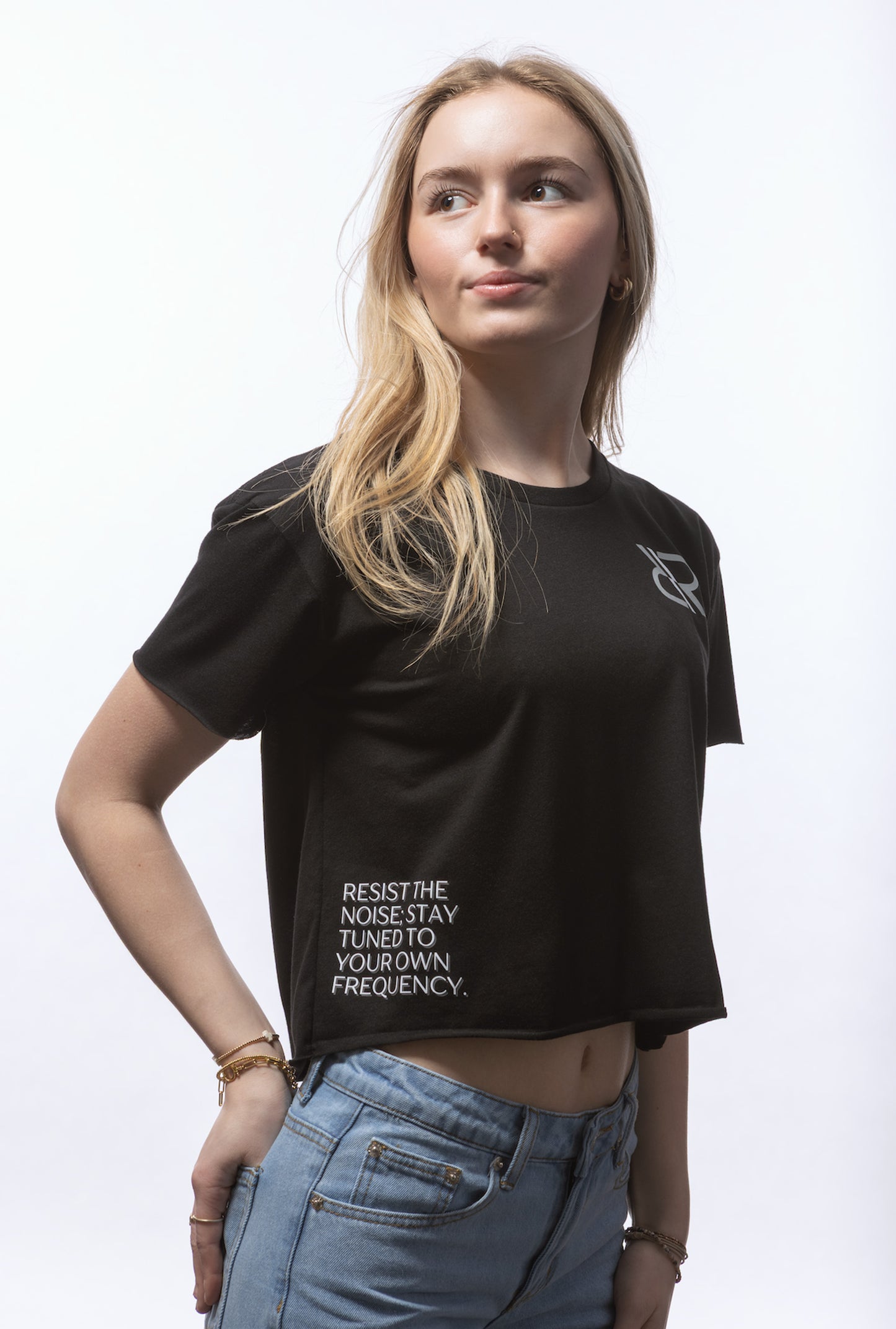 RESISTANCE CROP TEE