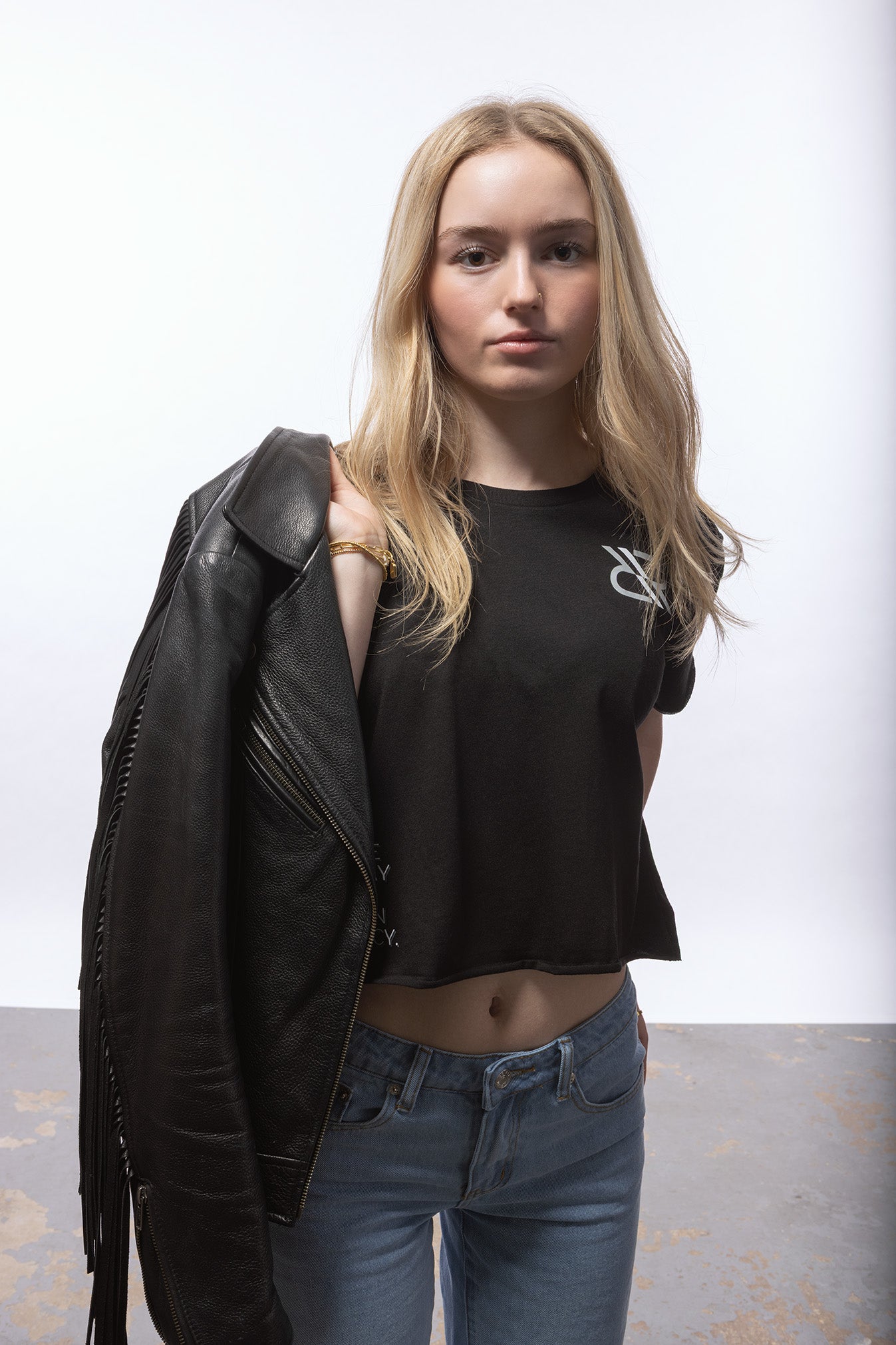 RESISTANCE CROP TEE