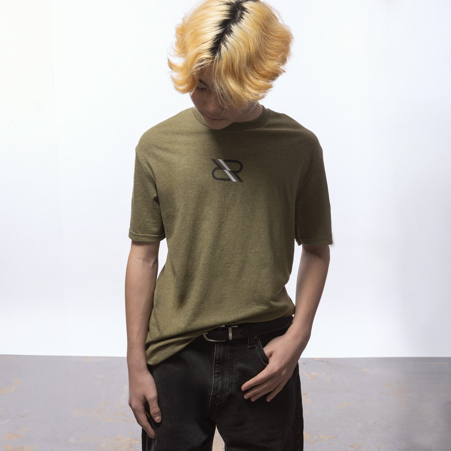 PEACEMAKER RESISTOR UNISEX TEE