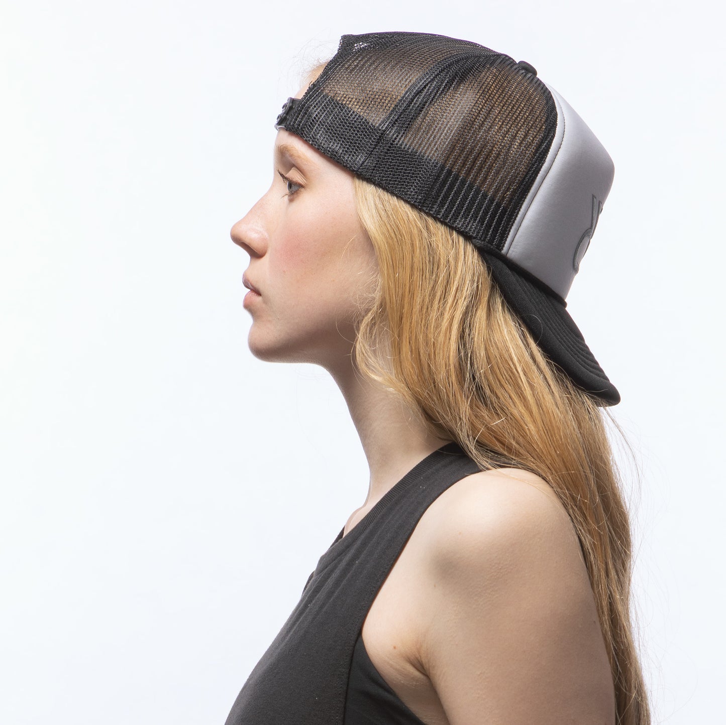 RESISTOR FOAM TRUCKER HAT