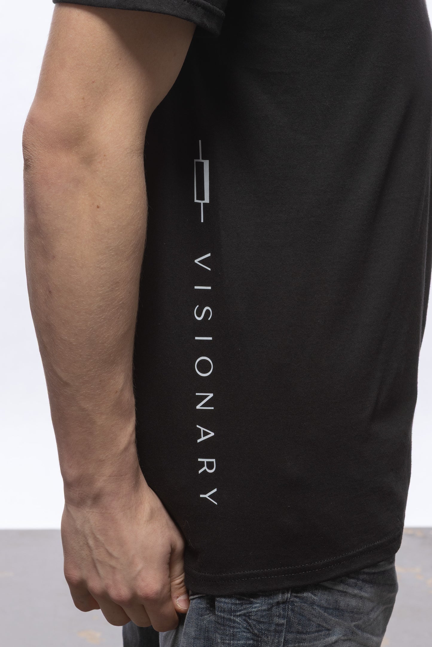 PROTECTOR RESISTOR UNISEX TEE